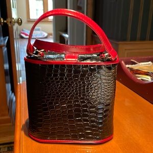 Women boxy handbag